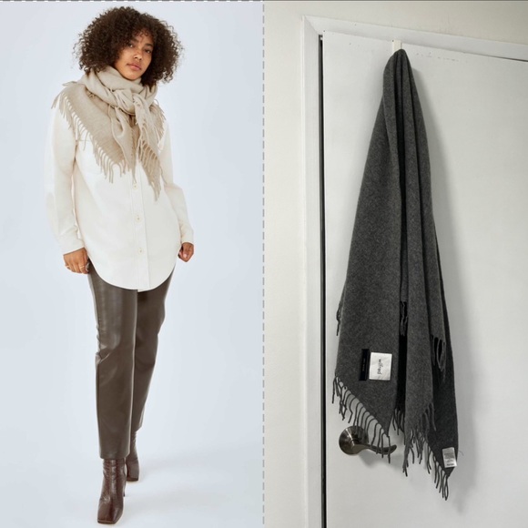NWOTS Aritzia Wilfred Wool Triangle Scarf - Picture 1 of 13
